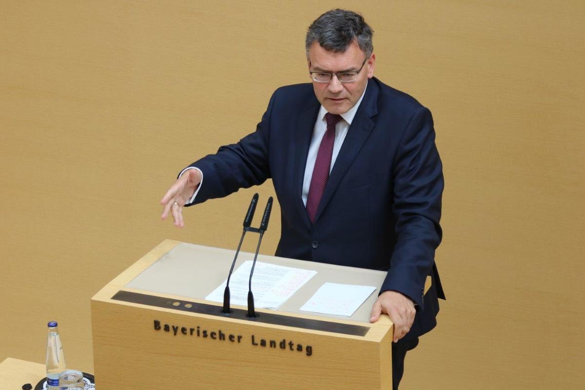 Debatte im Landtag: Modernisierung der Medienordnung in Deutschland