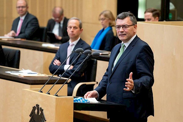 Bundesrat fordert präzisere Rechtsgrundlage für Corona-Maßnahmen