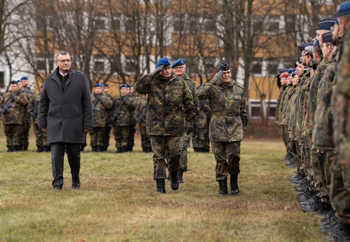 Kommandoübergabe bei der Sanitätsakademie der Bundeswehr