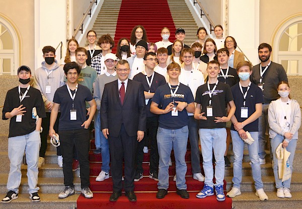 10a der Realschule Gute Änger Freising zu Gast im Bayerischen Landtag