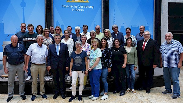 Endlich wieder Besuchergruppe aus dem Landkreis Freising in Berlin!