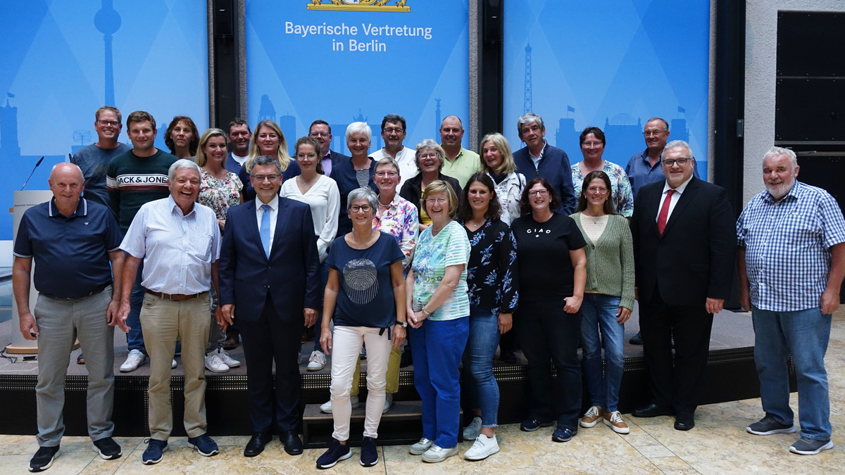 Endlich wieder Besuchergruppe aus dem Landkreis Freising in Berlin!