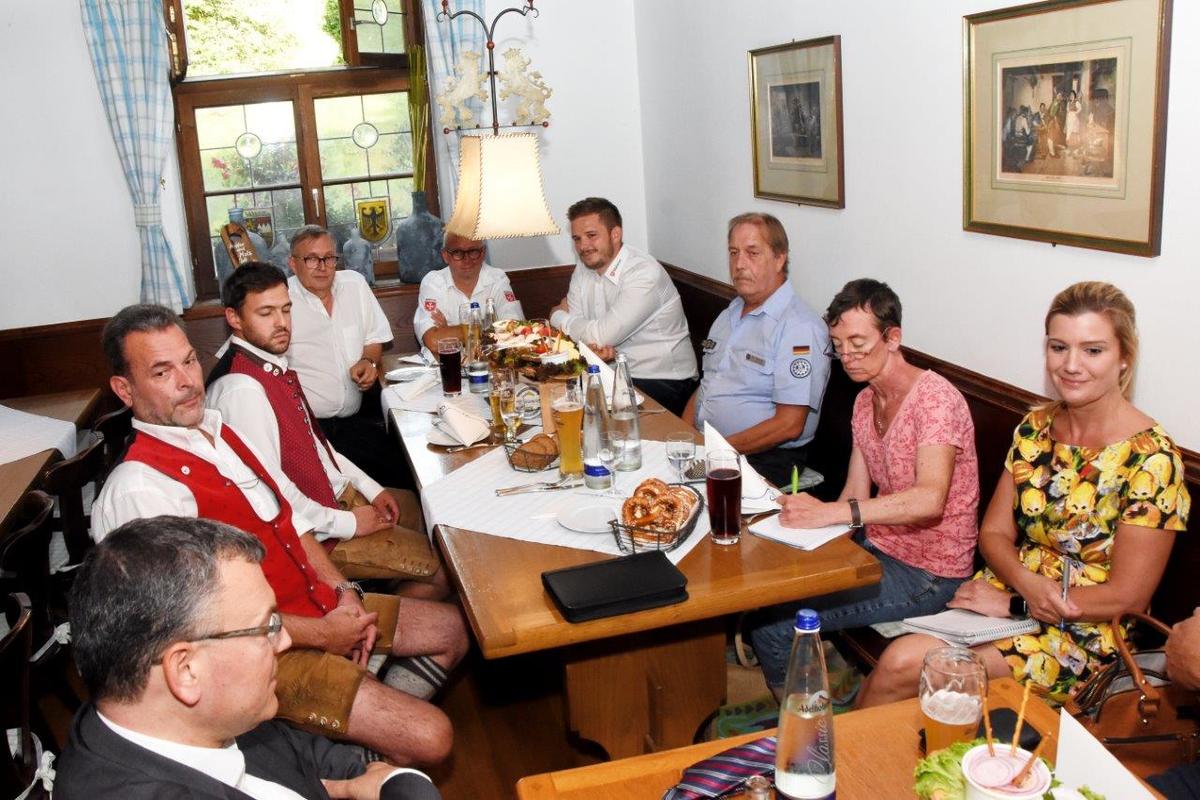 Sommergespräche: Gedankenaustausch mit den Rettungsdienstorganisationen im Landkreis Freising