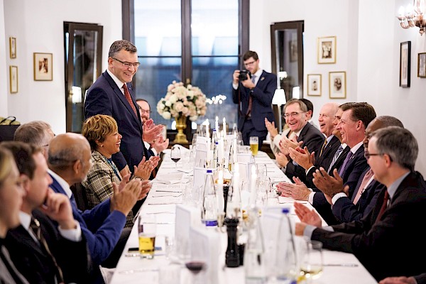 Abendessen mit dem stellvertretenden Gouverneur Geoff Duncan