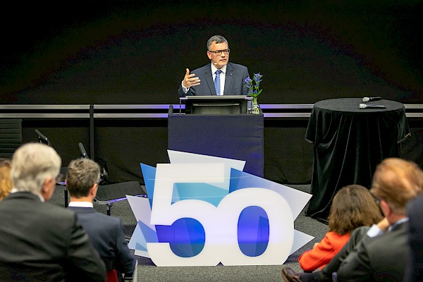 50 Jahre Max-Planck-Institut für Biochemie