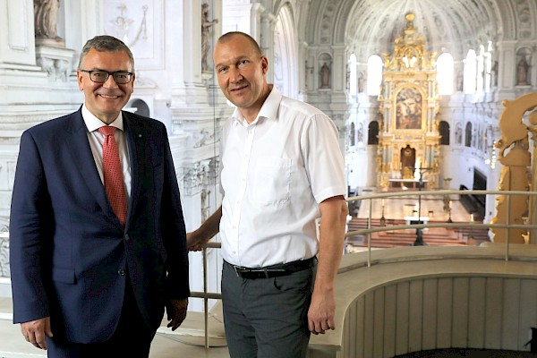 Besuch der Jesuitenkirche St. Michael