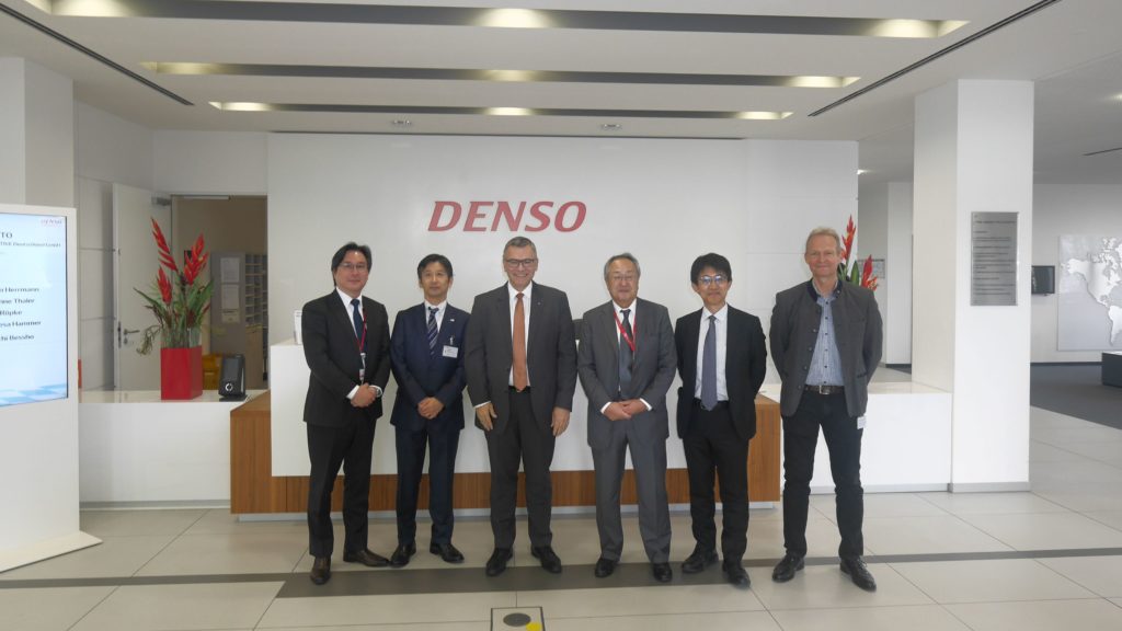 Gemeinsamer Besuch mit Generalkonsul Kenichi Bessho bei Denso Automotive Deutschland GmbH